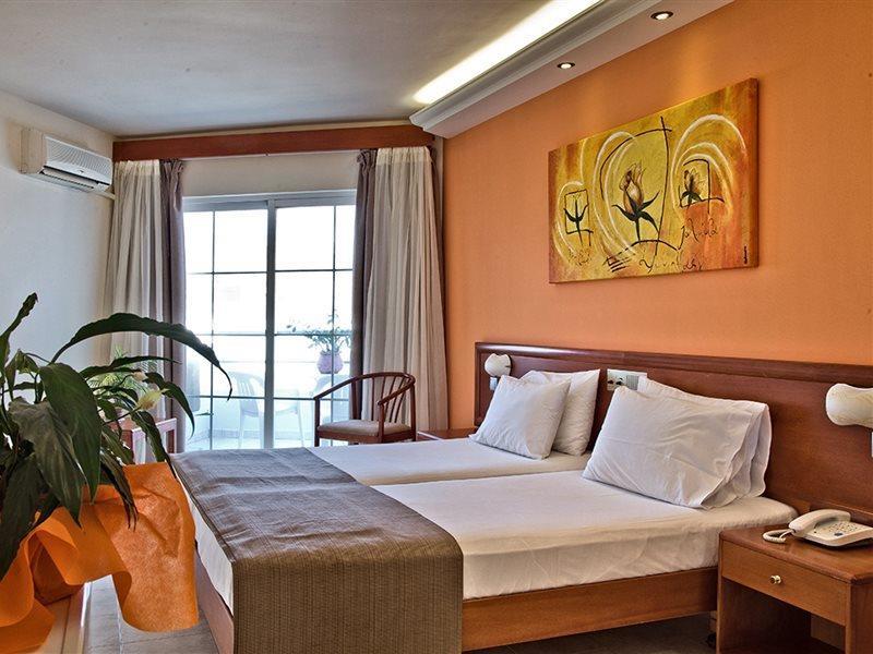 Miramare Bay Hotel Karpathos Bagian luar foto